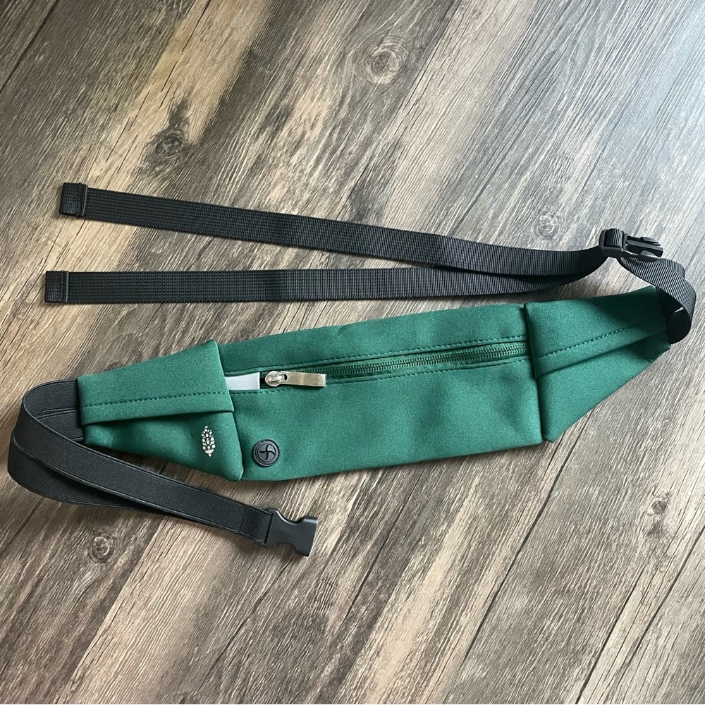 Free People Movement Runner Sling Adjustable Fanny Pack Forest Green Size M/L